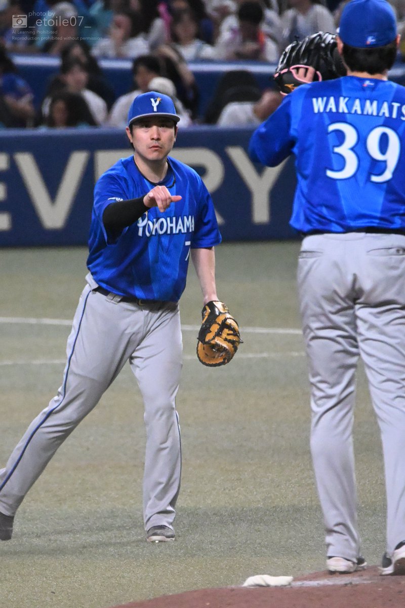 _etoile07_'s tweet photo. 2026.07.25 ⚾️ バンテリンドーム
（ 👀🤙🏻⚾️ ）
#baystars
#佐野恵太 選手
#若松尚輝 選手 https://t.co/CAXCOen4gh