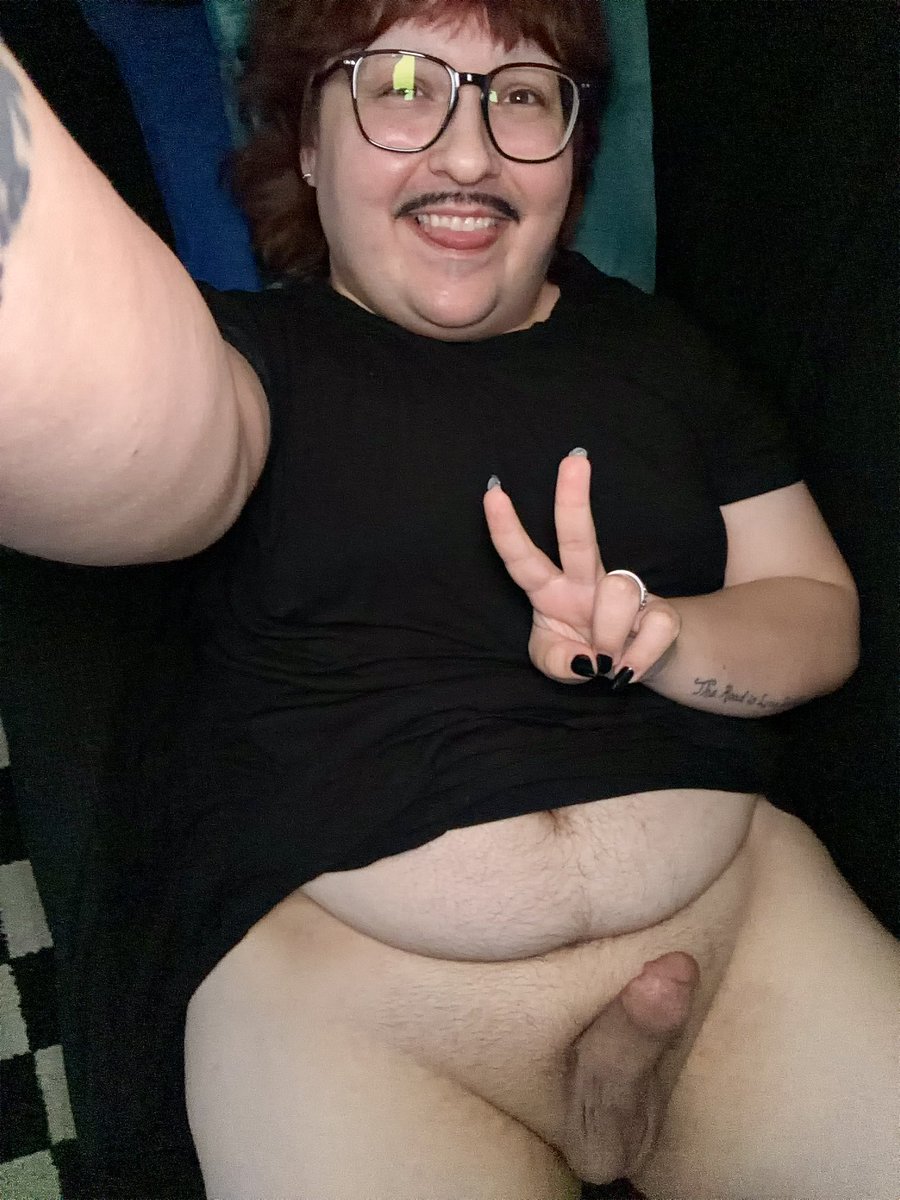 shanewaters13x's tweet photo. Fuck yeah weekend
#sluttysaturday #nonbinarybear #gaybear #nsfw #gaynsfw #nonbinarynsfw #nsfwbear #naked #nude #chubbyman #bear #gaycub #gaychub #nudity #gaychubby #chubbyguys #fatdick #thickdick https://t.co/sYI80IgTlk