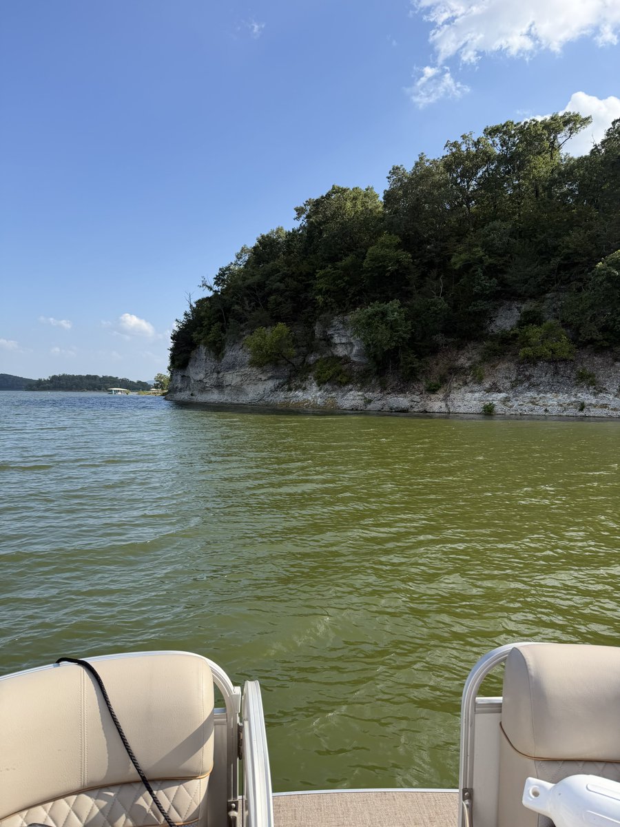 MichaelButtrey's tweet photo. Lake day. It’s the best way to beat the heat. ☀️ https://t.co/WEHMaaCF9s