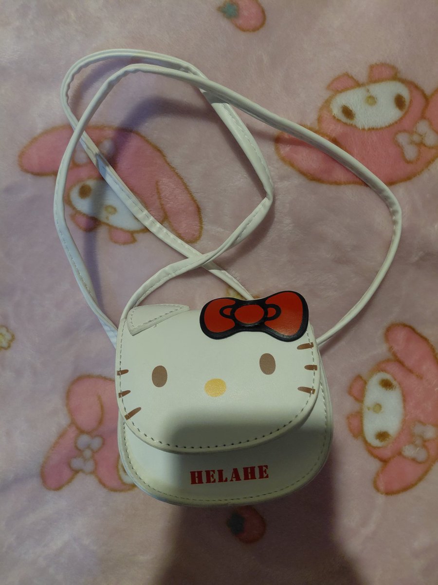 dday1406's tweet photo. 89฿ https://t.co/AK4REcK9YT