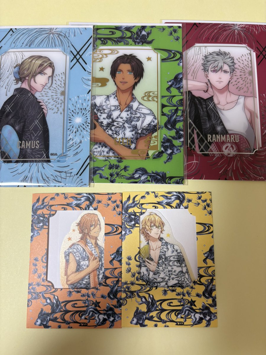 teikinn000's tweet photo. 【交換】うたプリ　グラショ

//譲//
①和紙ステッカー
トキヤ 3

②特典MC
セシル

③ビジュカ
セシル、カミュ、蘭丸

④マドポチ
那月、レン

//求//
藍> 音也、翔、嶺二or定価
※②のみ音也>

セシル、那月を含むお取引優先
8/8池袋現地手渡し＞郵送
検索からもお気軽にお声がけください！ https://t.co/rYVb29GXfW