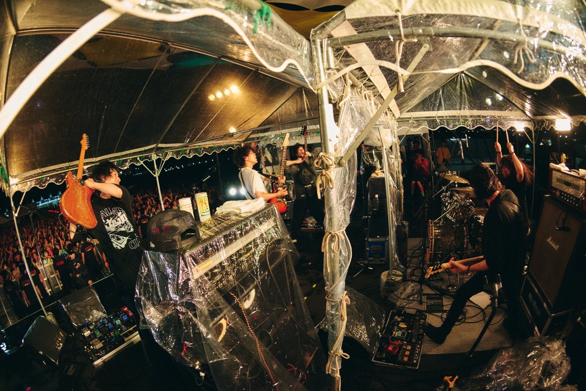 9mm_official's tweet photo. 【 ライブ終了！】
「MURO FESTIVAL 2026」出演終了！！

ご覧いただいたみなさま、ありがとうございました！

次回は7/30(木)鈴木実貴子ズ自主企画イベント『心臓の騒音』でお会いしましょう！

photo by  @san00000n https://t.co/ufWvDmVGLw