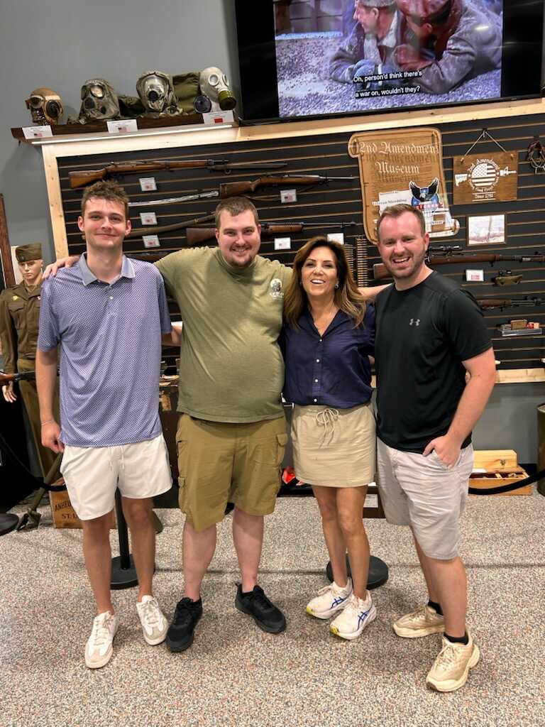 2IBST's tweet photo. We were honored today to have Senate Candidate @Michele_Tafoya , Spencer, and David visit us here today after being at the Scott County Fair and getting a chance to talk about issues close to us. We are always honored to meet with leaders from all walks of life who fight on behalf of the Second Amendment!

We look forward to seeing you again!