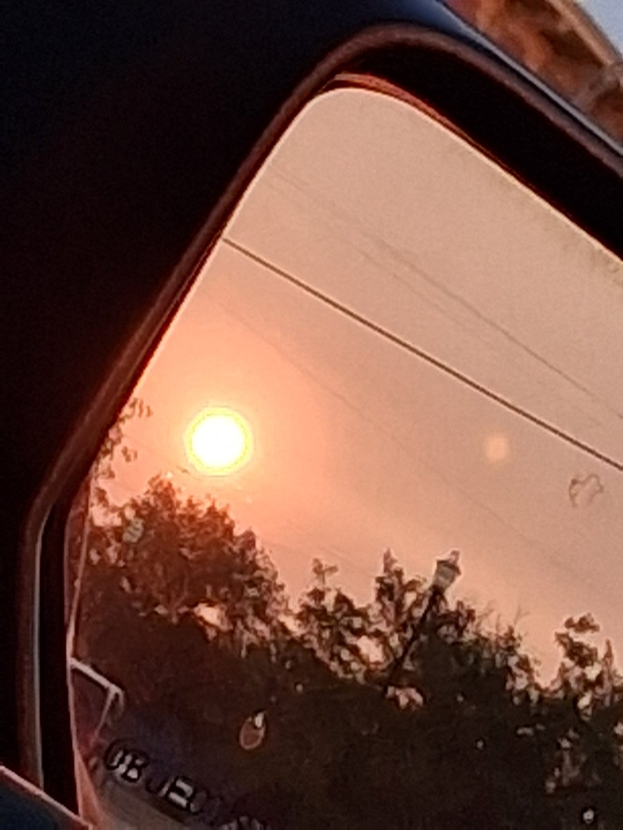 StevenR42052's tweet photo. Evening sun photo. https://t.co/DeKmDDmpJ1
