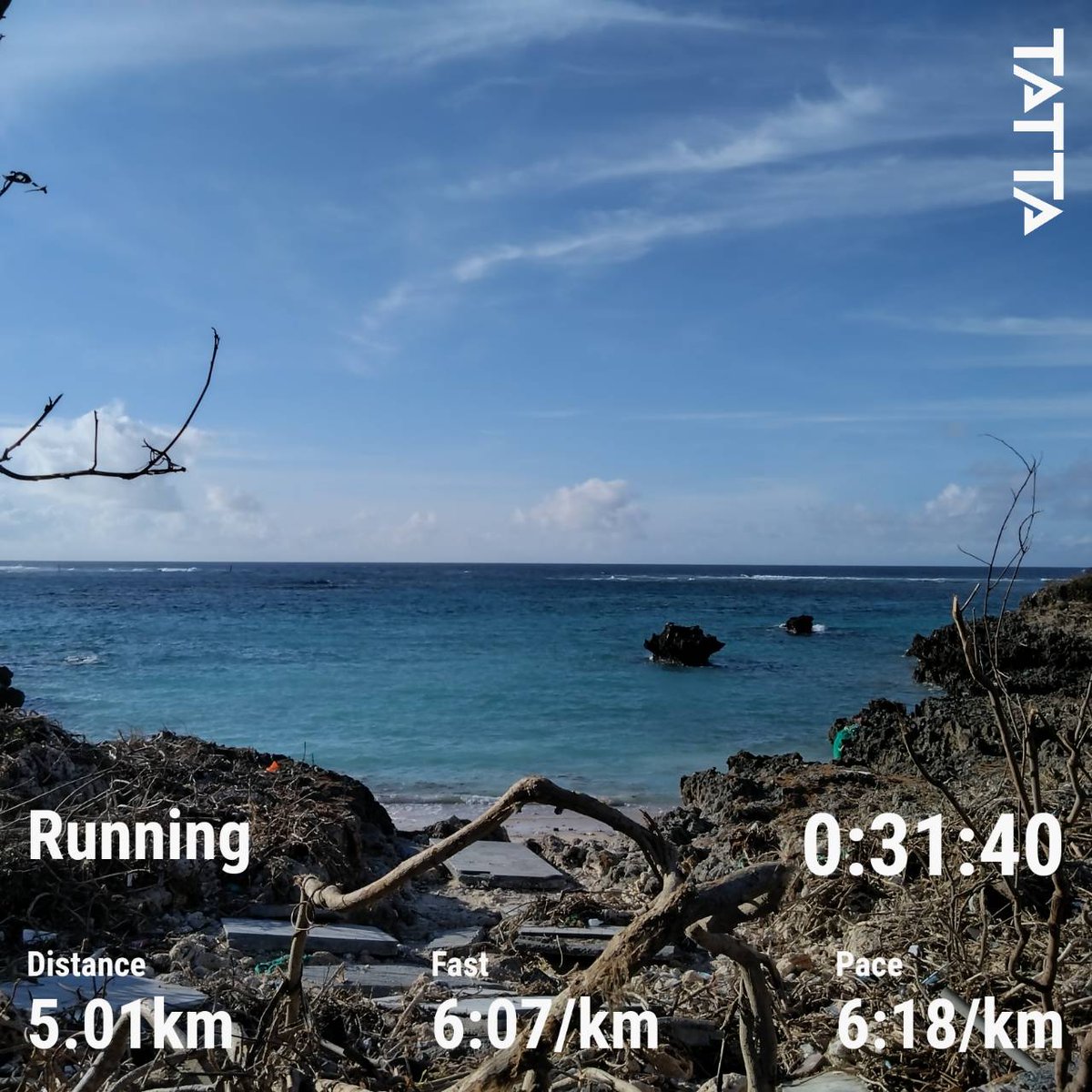 mkjz9's tweet photo. 海沿い朝ラン🏃🏼‍♀️🏃🏽‍♀️
30℃あっても5km走ることできて成長を感じた🦵🏼🫁 https://t.co/d9Q7cSx1zh