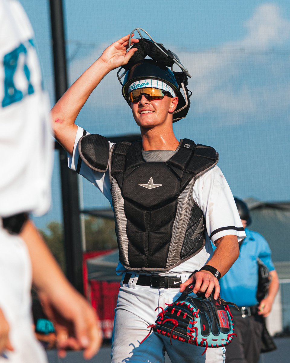 PBTKansasCity's tweet photo. 16U bracket check-in 📸

US Nats Scout KC, AASA A's, Quad State Kings, Dawgs - Tweten, and 4D Train (Marcum) move on ‼️

@pbtourney || #PBKCWorldSeries https://t.co/TLw2meDzWR