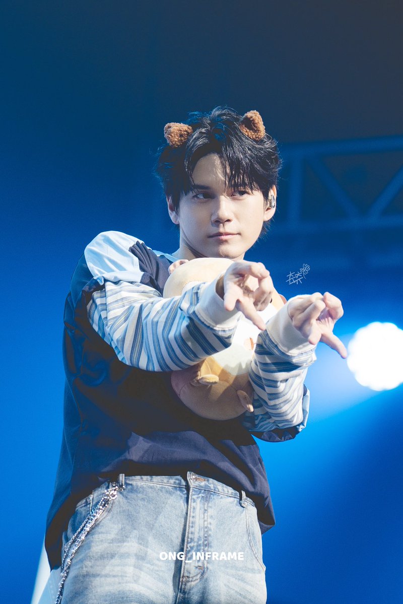 ong_inframe's tweet photo. 260725 Ong Seongwu Fan Meeting 
<Let's go-ONG>

#옹성우 #ONGSEONGWU #보여 https://t.co/A1HaIMdgwC
