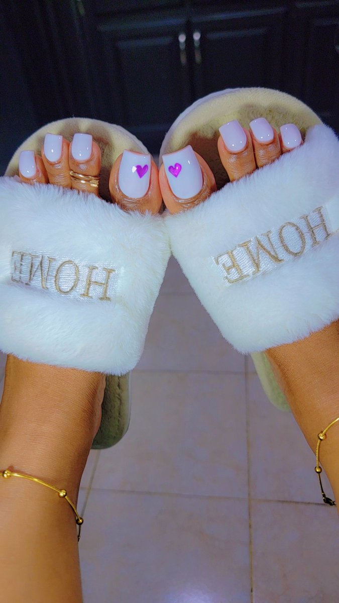 haitiantoes2's tweet photo. New color 😍 
Dm for all contents🤗 https://t.co/tYSBmTJUyN