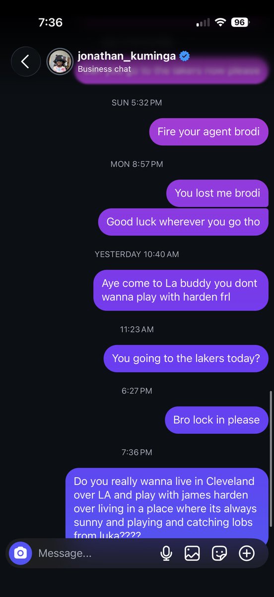 Davotalks_hoops's tweet photo. Im doing my part in recruiting #lakernation https://t.co/uDRgsc2RdS
