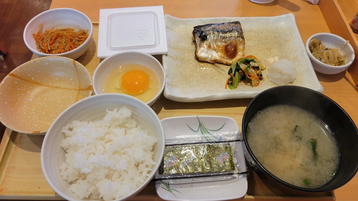 TOTSUNI's tweet photo. ご機嫌な朝食だぜ https://t.co/26ViAqOTKy