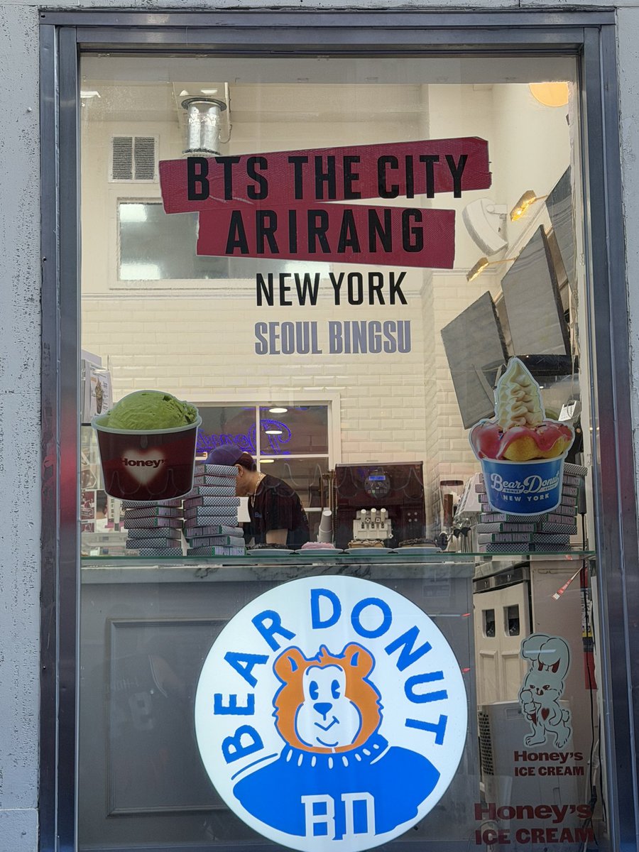 namjoonspebble's tweet photo. BTS The City Arirang New York spot #3 ! 

📍Seoul bingsu https://t.co/I7mxlE323Q