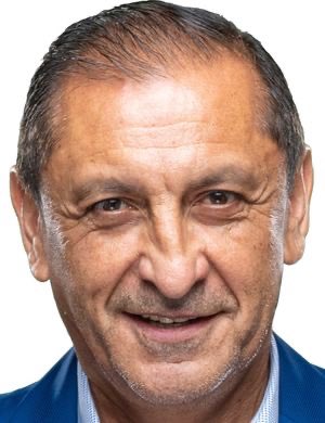 rolopuente66's tweet photo. Este River, dirigencia, técnico y jugadores es un espiral hacia abajo dde hace mucho tiempo. Ya entramos en zona crítica de tabla general. El presidente debería convocar a este señor aunque a su amigo José María Aguilar no le guste. No da para más. Es todo vergonzoso y peligroso. https://t.co/8qPQkyVP2Z