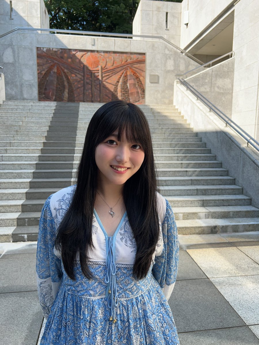 stu48_noapipi's tweet photo. オンラインお話し会
ありがとうございました

またお話ししよ〜ね
みんなと話す時間幸せ🪽

夏色コーデ🩵
みんなは夏といえば何色思い浮かぶ？

お話会の後花火行ったよ〜🎆

#STU48 #諸葛望愛 https://t.co/SXFdf1NFbX
