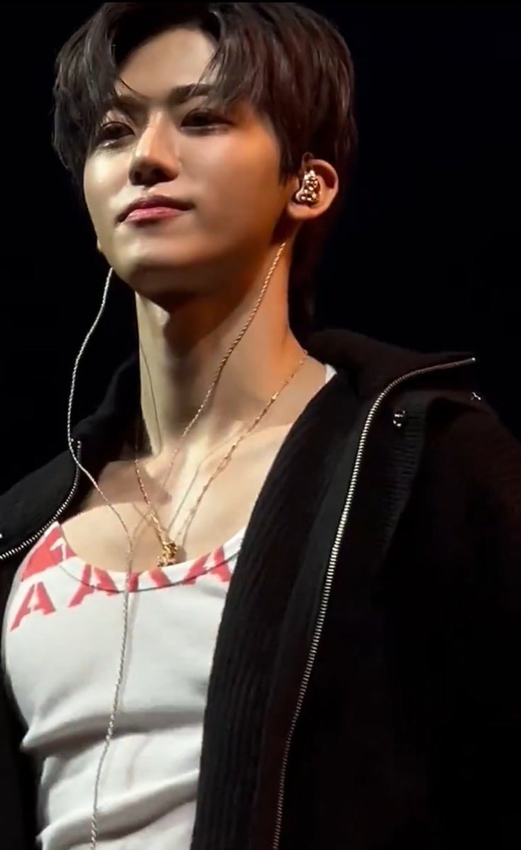 mabelbeom's tweet photo. Le tengo una propuesta a jaemin, te pido de rodillas qué hagas el trend Bad de ateez🙏🏼🙏🏼🙏🏼😭😭😭 https://t.co/3ZfZ7jnon4