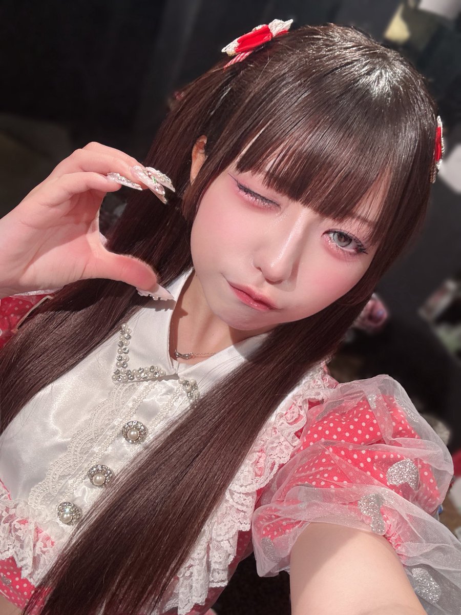 rizu_ruru's tweet photo. 本日新宿ありがとうございました〜⭐️朝早かったのにたくさん会いに来てくれてうれしかったよ🫶😭みんなに会うと元気でますね◜.  ̫.◝ﾎﾟﾖｰﾝ♪明日からちょっと落ち着くので食っちゃ寝 生活します🫪🫪デビューライブに向けて準備もがんばるよ❣️ https://t.co/TZgATGG1q1