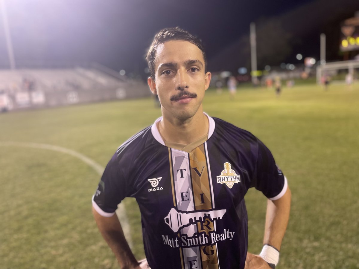 Greg_BHCSports's tweet photo. Npsl soccer semifinal; Bristol defeats New Haven 2-0. #hcsoc https://t.co/cKUAH0P7dV