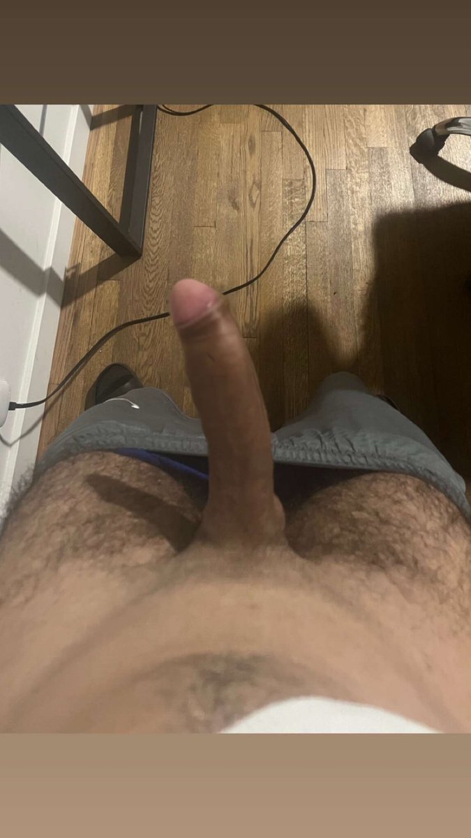 BLC_KD's tweet photo. Horny and ready to cum💦 https://t.co/gPknHygVdI