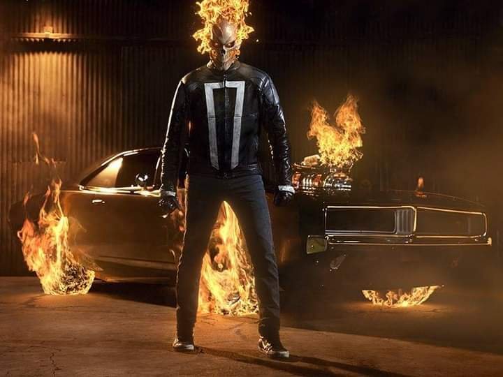 QuinCunning's tweet photo. I love Ryan Gosling but coming off the heels of Robbie Reyes, this is going to feel like an extremely sauceless change https://t.co/8awOe9QLsB
