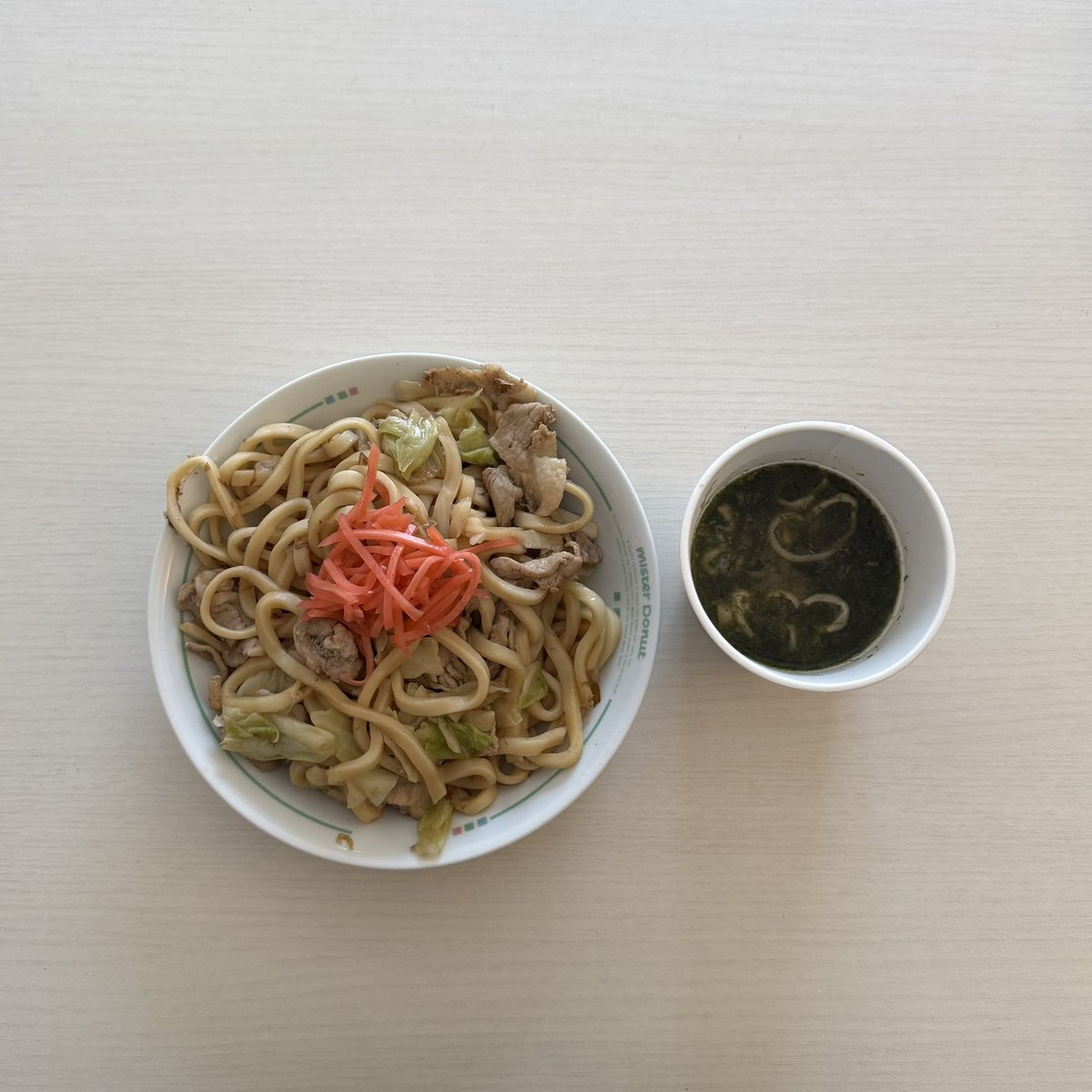 _lr_q9_'s tweet photo. 焼きうどんも食べてたの忘れてた https://t.co/AZ0FfX69Tr