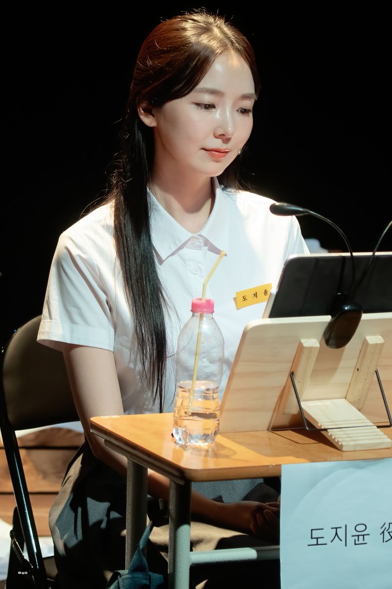 zza_bal2's tweet photo. 260725 젠더프리 리딩 시리즈 
CROSSFADE : 음악실 커튼콜

도지윤 #효은

동경했어 너를 https://t.co/HnvHkZmqQd