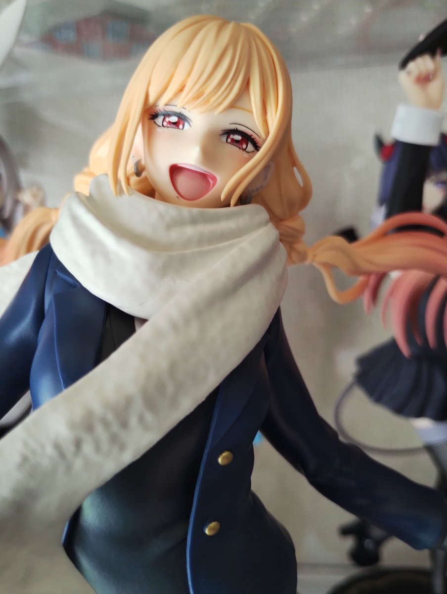 unit3_914_ep4's tweet photo. やりました😍海夢ちゃん
バニーバージョンと冬服バージョン
両方　ゲットできました。
可愛らしいわ　良いですね〜🥰
次は、ジャージメイド
続けて出ると、嬉しいけど💰️が😭
#着せ恋 　#プライズフィギュア
#喜多川海夢 https://t.co/F5OYWDxfeu