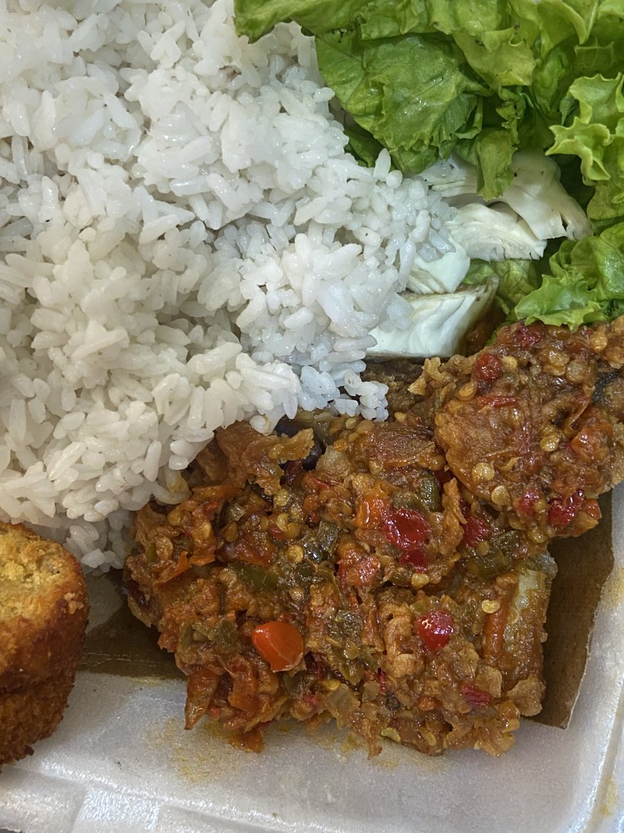 Evelyyyn____'s tweet photo. Sarapan pake ayam geprek https://t.co/jrDhE4HPMx
