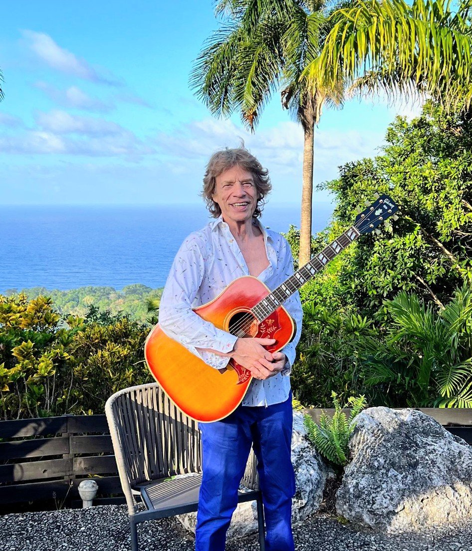 Mpj72610Yukako's tweet photo. Sir Mick

July 26
83歳のお誕生日おめでとうございます

先日発売されたNEWアルバム
  ‘FOREIGN TONGUES’
最高です＼(^o^)／
ありがとう

とにかくお身体を大切に
まだまだ輝く姿を魅せてください💜✨️

#HappyBirthdayMickJagger 🎂 https://t.co/IvvXNkw4ym