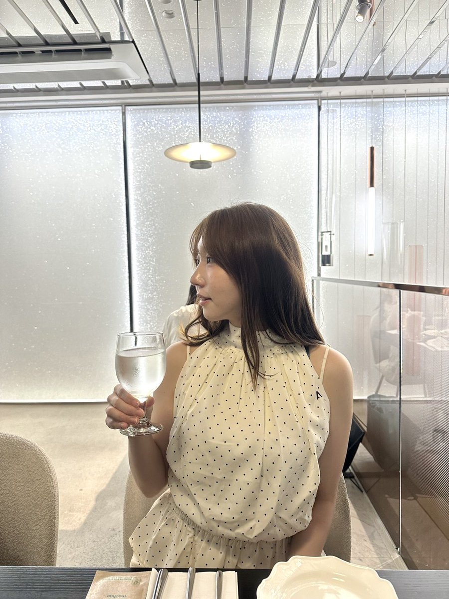 gewinteroo's tweet photo. before(20歳)→after(30歳)やばすぎるwwwwww https://t.co/tjOEqAcvJ6