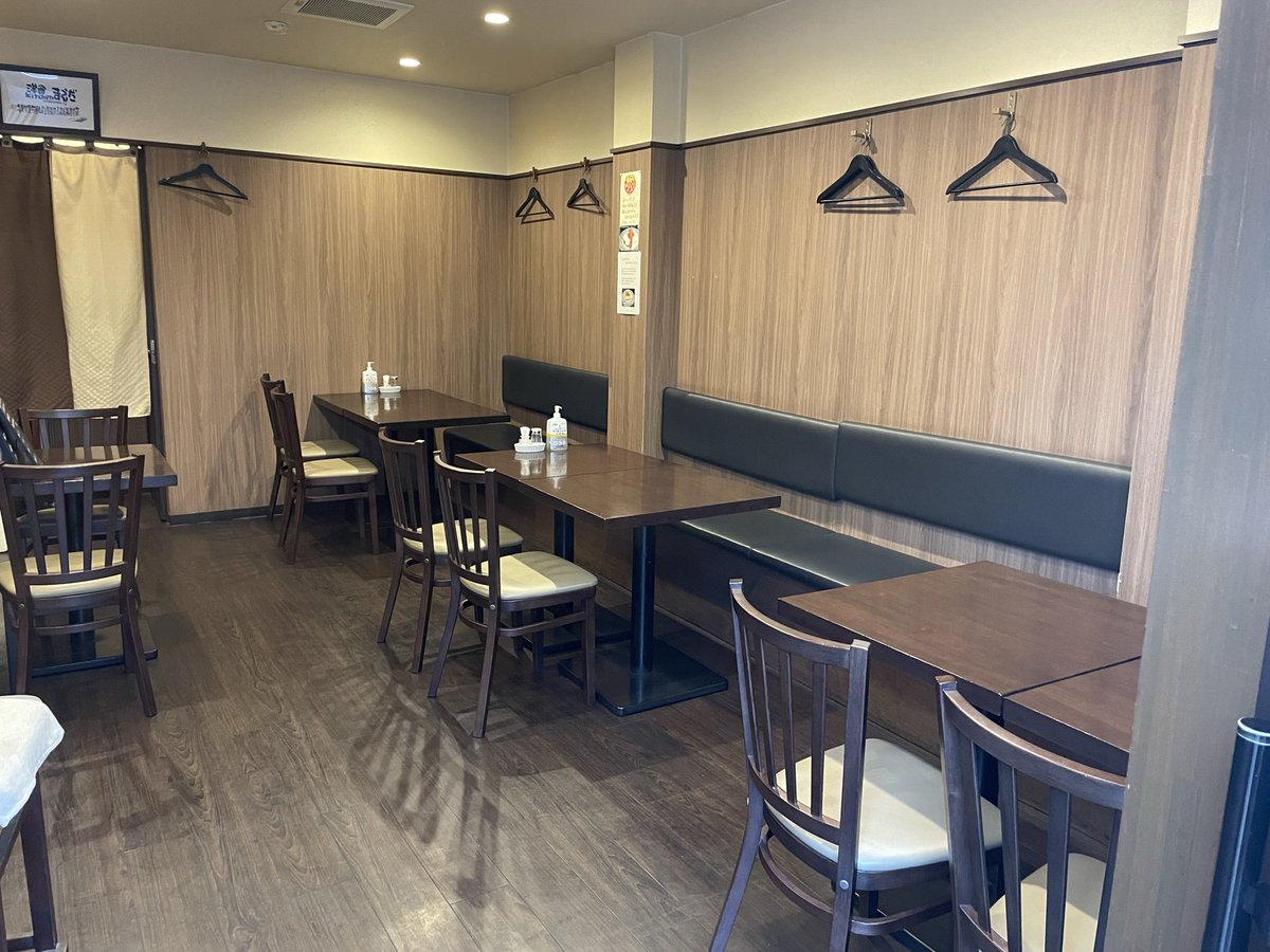 kitchen_maedaa's tweet photo. おはようございます😊

7/26(日)今日のランチは貸切営業です。
ご足労なきよう、よろしくお願いします🙇‍♀️

夜は5:30〜営業しておりますので、ご来店心よりお待ちしております😊

#西田辺洋食
#オムライス
#エビフライ
#ハンバーグ https://t.co/XMpEucHHsl