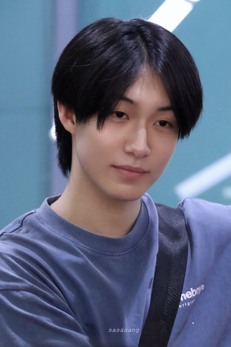 samoyed19ff's tweet photo. สุดหล่ออรับพี่สาวไปเลี้ยงด้วยค้าบบ #LEO_phatipan #TheAlphaCamp5thLive  #ProjectAlphaNewClan https://t.co/Ywj07UVFbh