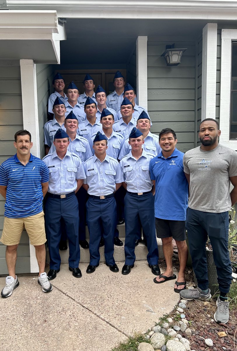 AF_Wrestle's tweet photo. Basic Cadet Day Out
After some grueling BCT at Jack's Valley, our incoming freshmen enjoyed some well-earned downtime at @wrstlngjoe's home. Huge thanks to Melisa Johnston & the entire Johnston family for opening their home!
One step closer to Acceptance Day.
#DoHardThings https://t.co/UR4AEWgbdC