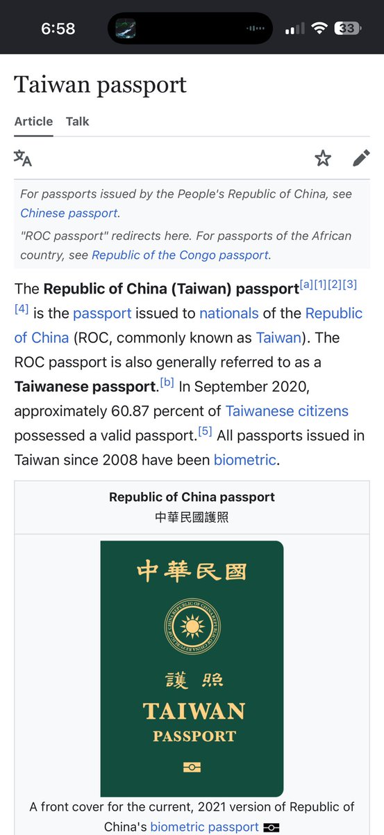 crazyasian8964's tweet photo. @uncleTomat0 @Tiger3983965546 人家护照还写着中华民国，不合法的还能免签去那么多国家啊😂 https://t.co/cgh2TmZgqn