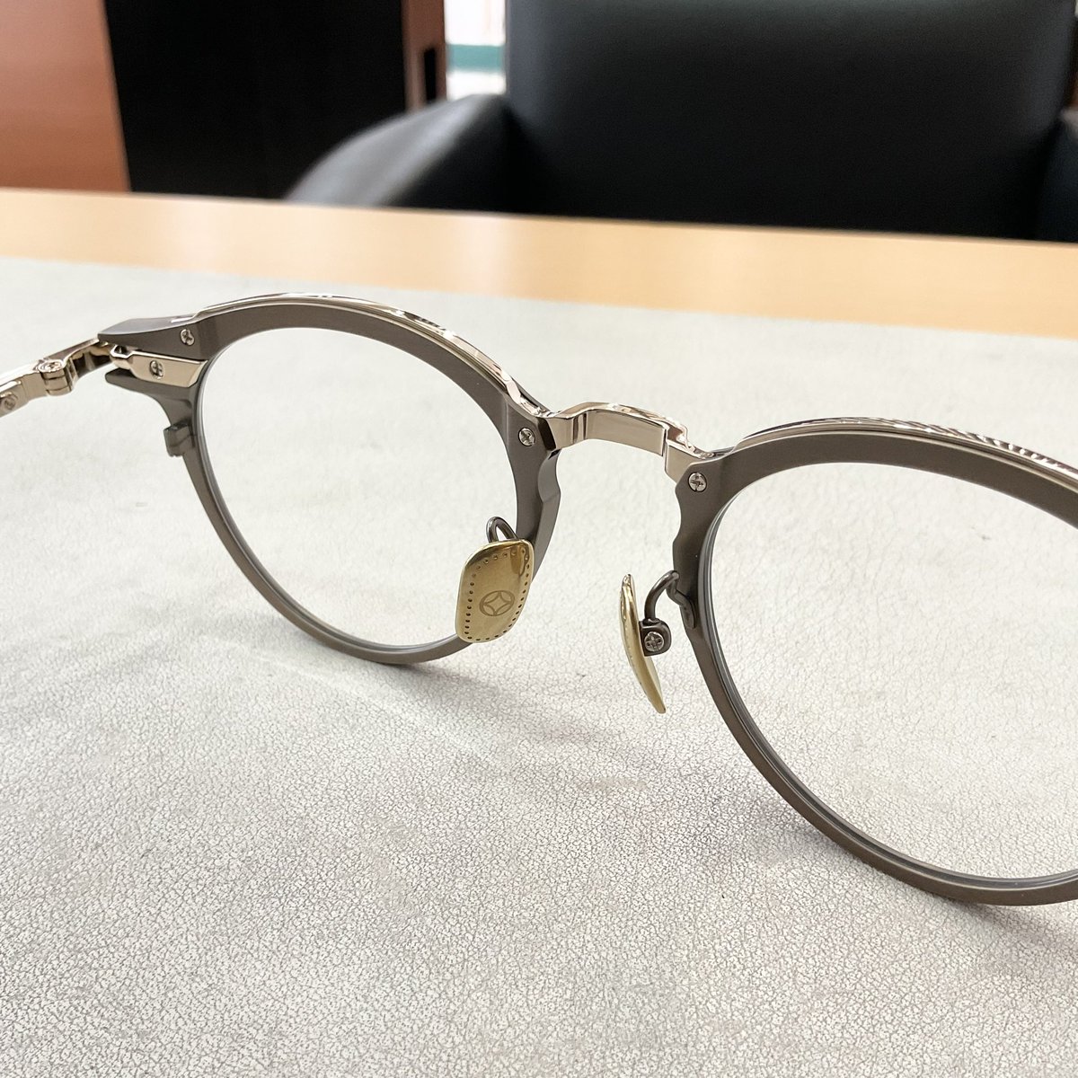 glassinduction's tweet photo. 【999,9 新作モデル入荷しました】

S-996T
￥110,000-(税込)

───────────────
フォーナインズのことなら！

#グラスインデクション
大分県大分市府内町1丁目2-15
トキハ会館 1階

097-534-0512
10:00〜18:30
店休日：トキハに準じます
─────────────── https://t.co/ryR7OzMNQv
