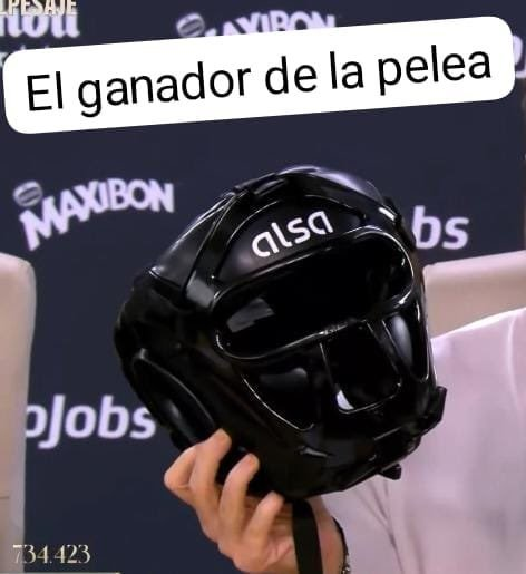 xplooploo tweet media