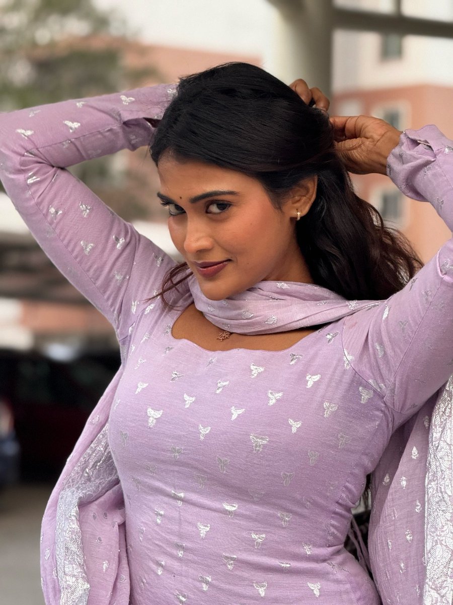 sree1343's tweet photo. Poornima Ravi 🙈😍♥️

Dusky girl ❤️‍🔥💥 https://t.co/5Skb5PozXV