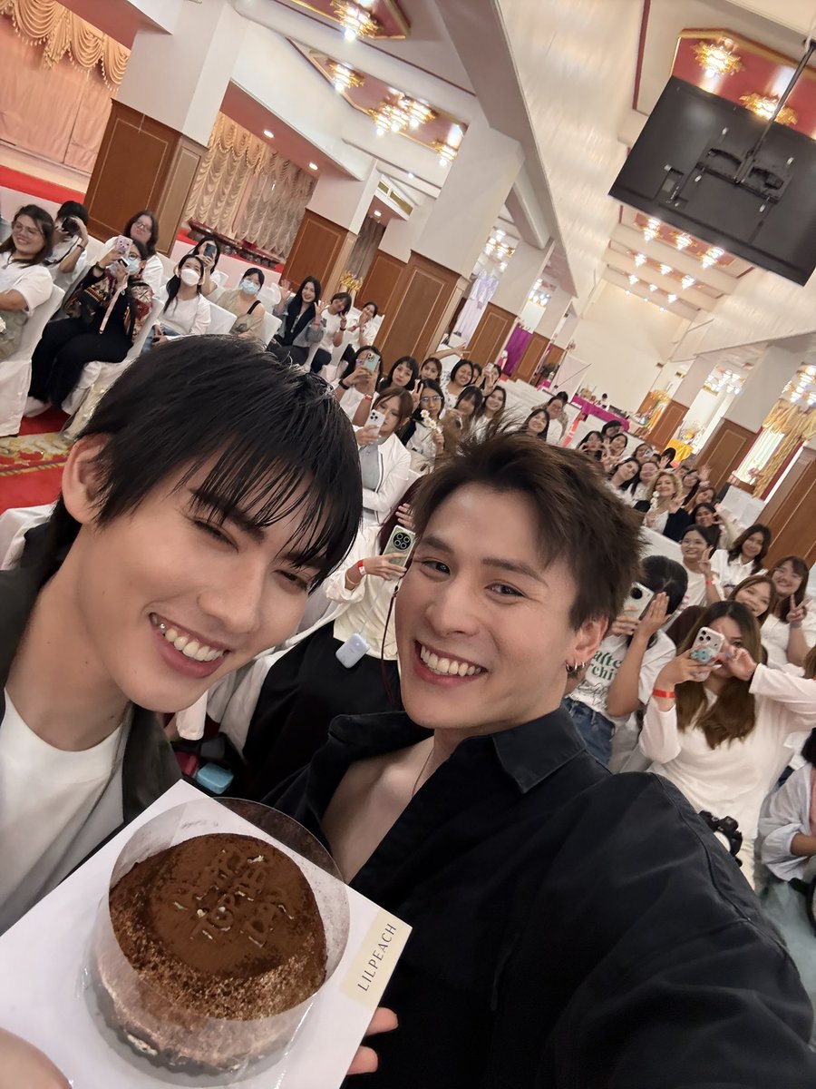 Michaellhor's tweet photo. 🫶

#TOPTENBirthDayCharity https://t.co/NlFR44dYBe