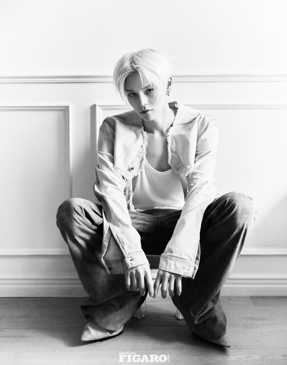 ventisqent's tweet photo. โยชิกับส้นสูง T T ✌🏻😭❤️‍🩹🧘🏻‍♀️ https://t.co/FWBw3Di70N