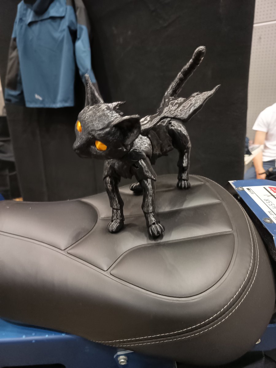 miraisatsuei's tweet photo. 本日の展示撮影が無事終了いたしました。
貴重な機会を
いただきましたG2-DESIGN様、ブースへ足を運んでくださった皆様
そして素晴らしい作品を生み出してくれた小島監督に深く感謝申し上げます。
本日は本当にありがとうございました。
#WF2026S
#DeathStranding
#G2DESIGN
#小島秀夫
#未来撮影 https://t.co/5KBpor5kCp