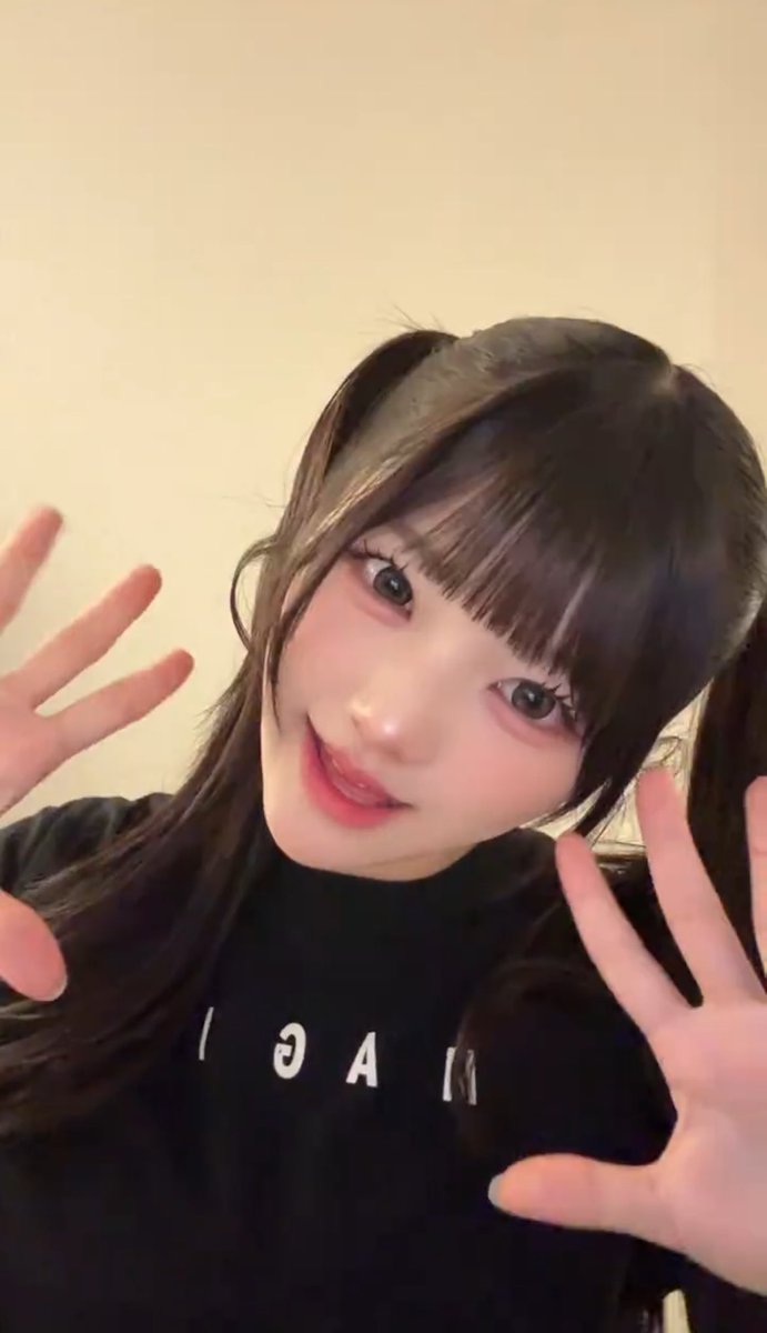 みゅーつー tweet media