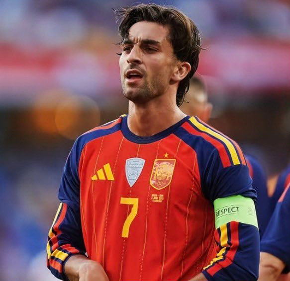 prcvenza's tweet photo. ⠀⠀⠀⠀

⠀⠀⠀⠀⠀⠀ 🔜𝗦𝗘 𝗕𝗨𝗦𝗖𝗔 𝗢𝗧𝗣:
⠀⠀⠀⠀⠀⠀ reportera de la selección+hija del entrenador ⠀⠀⠀⠀⠀⠀x
⠀⠀ ⠀⠀⠀⠀           ferran torres 

⠀⠀ ⠀⠀⠀⠀dm para info. 

⠀⠀⠀⠀ https://t.co/rApFMvPgos
