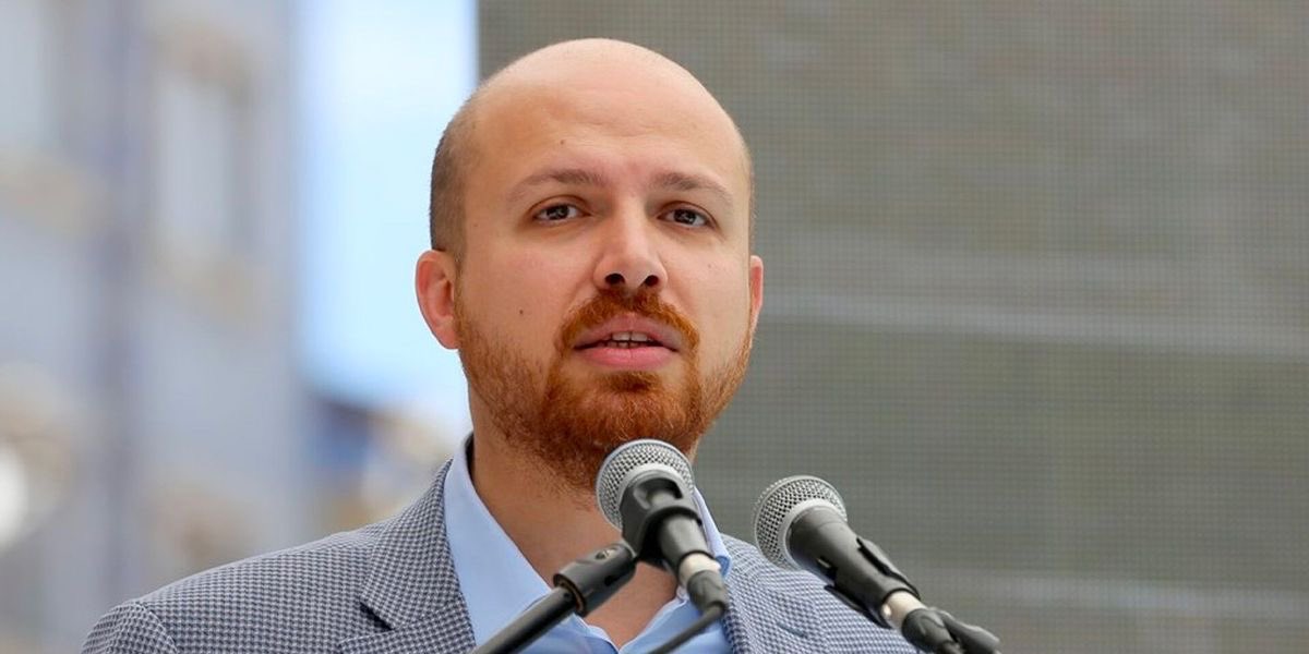 Tmilliyetii's tweet photo. Bilal Erdoğan :

"FETÖ’yü doğuran, inanan insanlar üzerinde kurulan baskı olmuştur.

FETÖ’yü doğuran, katı laikliğin ta kendisi olmuştur.

FETÖ'yü doğuran dindarlık olmamıştır." https://t.co/LRKxra1xHu