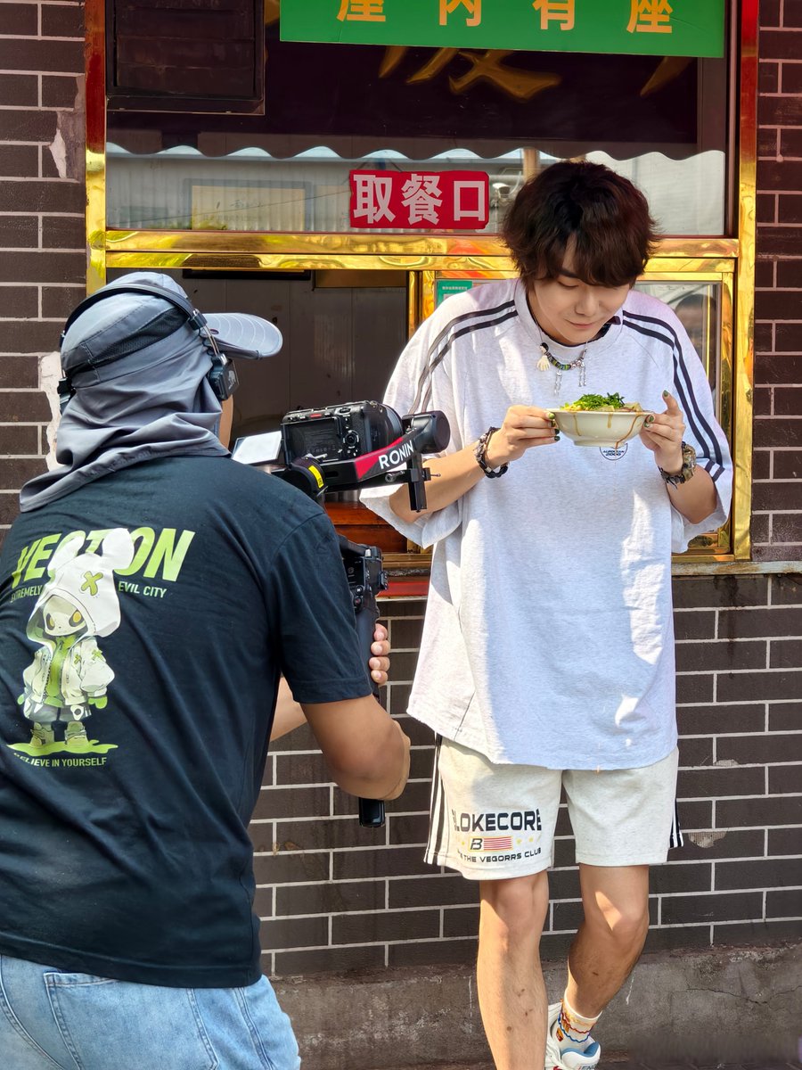 CristiMartnnex's tweet photo. [每天10分钟拉伸，放松肩颈腰，缓解久坐疲惫，健康小细节藏着大舒适～]， https://t.co/CZBTruSTKN
