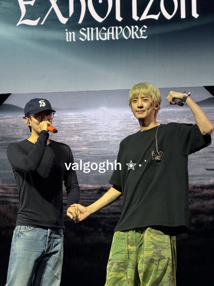 valgoghh's tweet photo. 260727 EXHORIZON DAY 2 #CHANYEOL #찬열 #SEHUN #세훈 #EXOinSG #EXhOrizon_in_SINGAPORE #EXHORIZONinSG #EXhOrizoninsingapore #EXhOrizon_in_singapore #EXO #엑소 #weareoneEXO @weareoneEXO https://t.co/oUIXj8nhMS