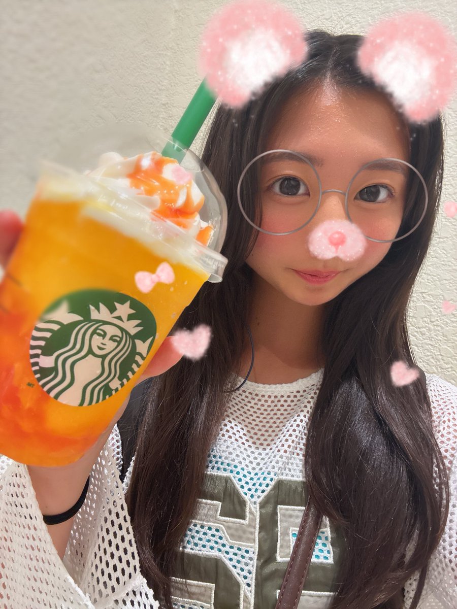 misora_328's tweet photo. 初めて1人でスタバ買えた！

美味しかった🥭🍊 https://t.co/5AJhIZ3mt3