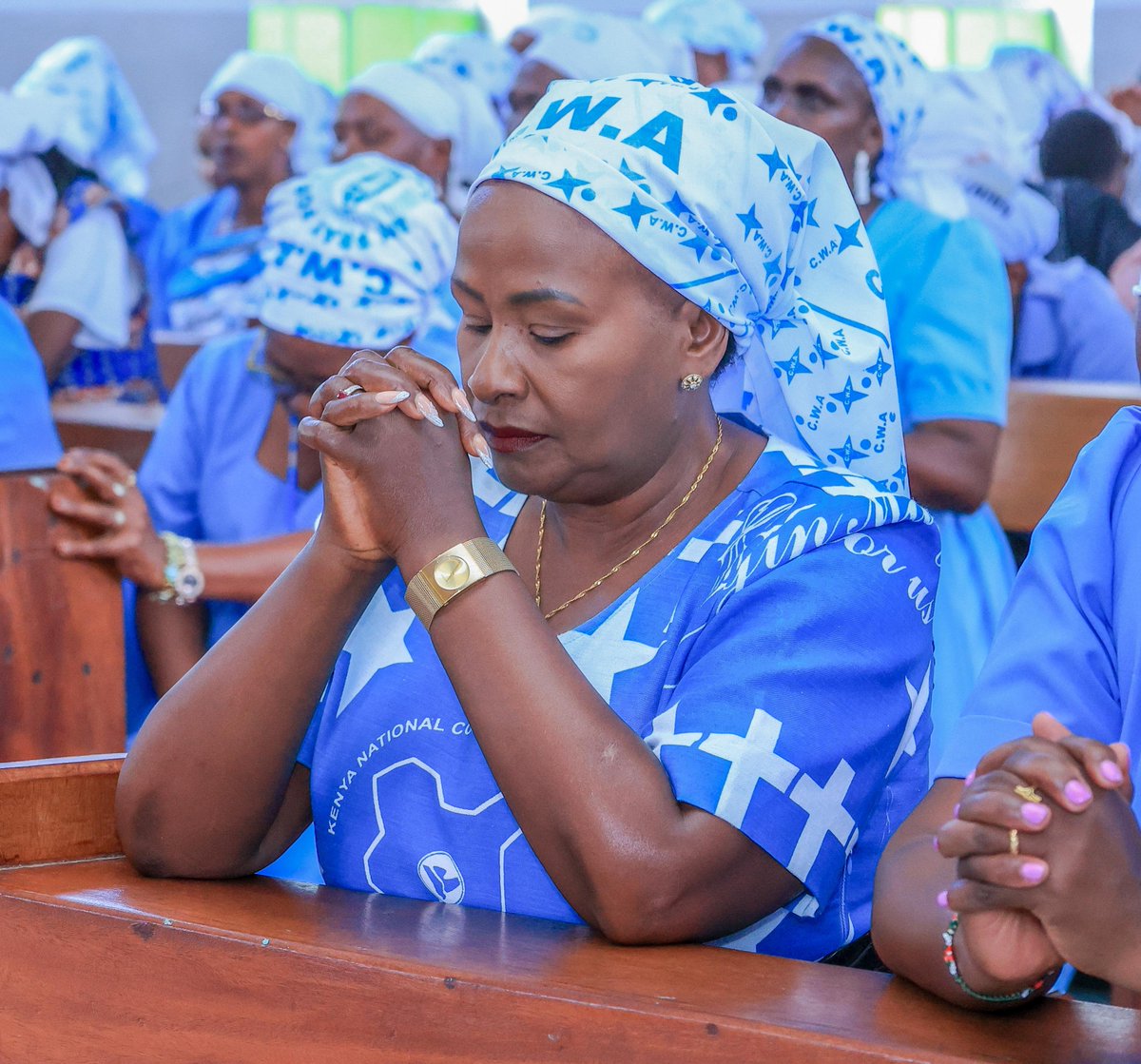 Wavinya_Ndeti's tweet photo. Proverbs 3:5-6
Trust in the LORD with all your heart, and lean not on your own understanding; In all your ways acknowledge Him, and He shall direct your paths.”

 Jumapili njema yenye heri na Baraka tele 🙏♥️Nawapenda Sana 🤗 https://t.co/kz8EwwNLQI