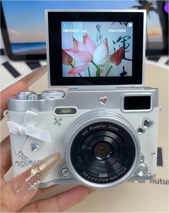 daeguchwita_'s tweet photo. GUYSSS ADA YANG MAU JAJAN BARENG GA ✨DIGITAL CAMERA✨
— Full Set (Camera + Memory Card)
• IDR 185k (Bersih CH)
• Est. Bersih INA: 213k (Est. 100gr)
— Camera Only
• IDR 145k (Bersih CH)
• Est. Bersih INA: 173k (Est. 100gr)
𖹭 ᴀᴠᴀɪʟᴀʙʟᴇ ᴄᴏʟᴏʀꜱ 𖹭
• Pink
• White
• Black
𖹭 ᴛᴀx ɪɴꜰᴏ 𖹭
• Sea Cargo → +11k–14k / 100gr
• Air Cargo → +25k–28k / 100gr
𖹭 ɴᴏᴛᴇꜱ 𖹭
• Price excludes tax
• Estimasi bersih INA (100gr)
• Final price may adjust depending on actual weight
• Ada GO Line / WA