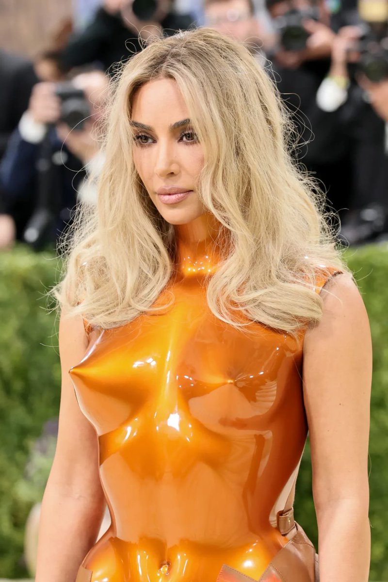 kumarark09's tweet photo. Kim Kardashian

• She was born on October 21, 1980, in Los Angeles, California, United States.
• She is 45 years old now.
• She is known for founding SKIMS and starring in The Kardashians.
• She is one of the world's most influential media personalities. https://t.co/iPi8VzPHhA