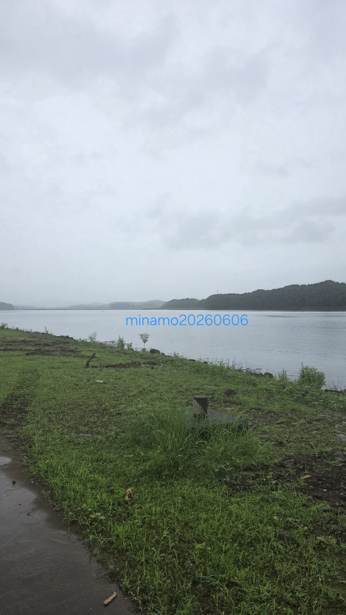 minamo20260606's tweet photo. 盛岡御所湖祭り
天気小雨

花火の準備もさらに進んでステージイベントも始まってます✨
屋台、ステージイベントとまだ多いとは言えないですけどお客さんが増えてきています✨
雨は弱くなってきましたが霧は少し濃くなっているような😞
花火が綺麗に見えるようになりますよーに✨ https://t.co/juuRmUpQlc