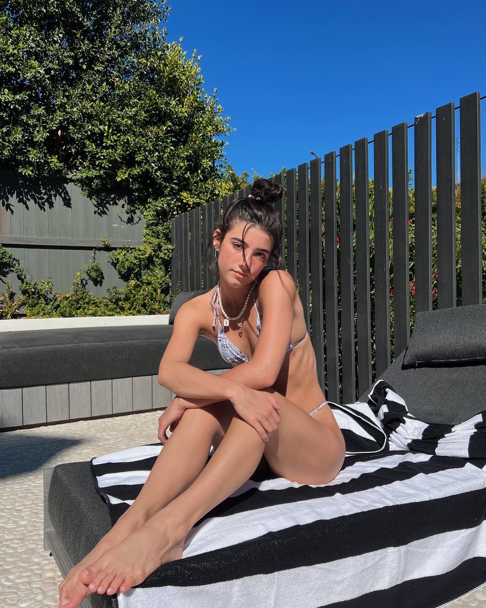 ari 💕🏳️⚧️ tweet media