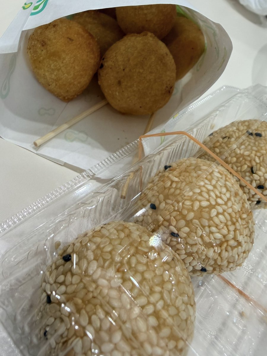 AyaEmori_BOX's tweet photo. 美味しいもの沢山😋🍴✨
#lovelive #Liella #うしくさんぽ
#うしくかっぱ祭り https://t.co/JTZBkbh8At